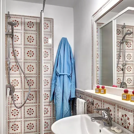 La Dimora 2: Relax&sea View *